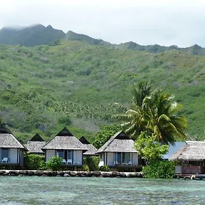 Motu Iti ** Pihaena